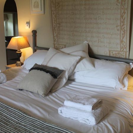 Roundhill Farmhouse Kelston Dış mekan fotoğraf