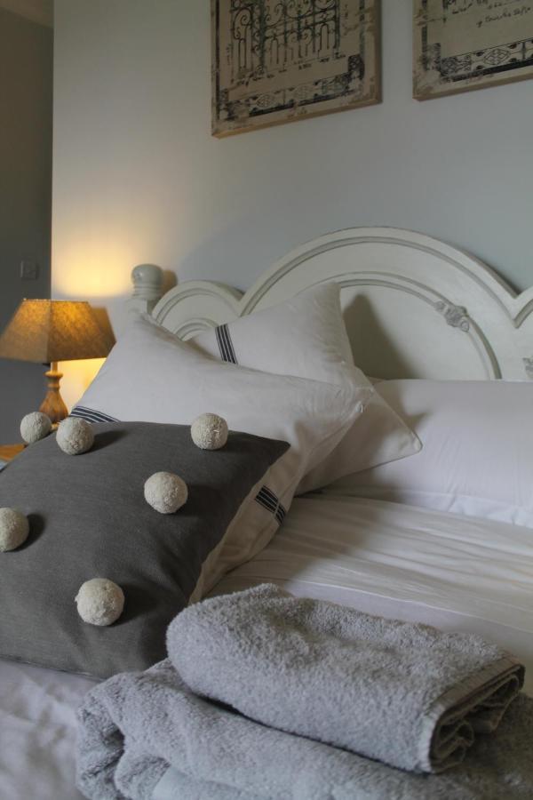 Roundhill Farmhouse Kelston Dış mekan fotoğraf